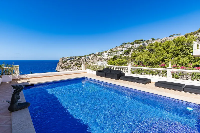 Villa with Guest Apartment for Sale in Port Andratx — photo 6