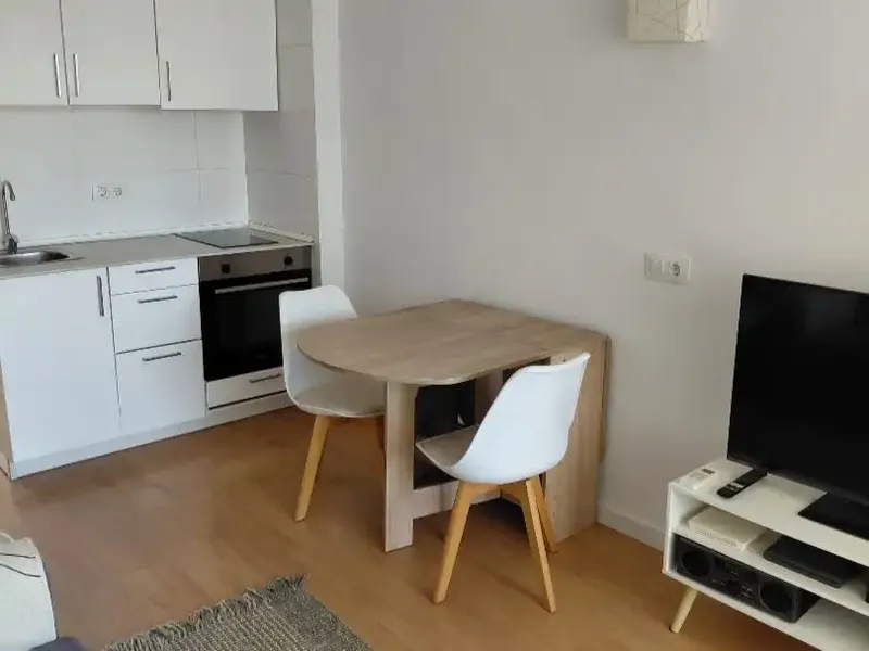 Private seller sells furnished studio — photo 3