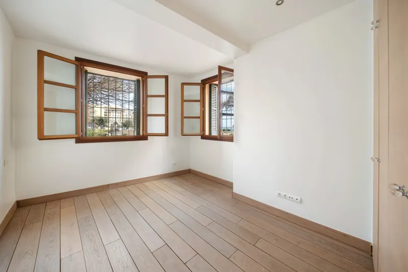 Charming property apartment for sale in La Calatrava with interior courtyard and good road access — photo 12