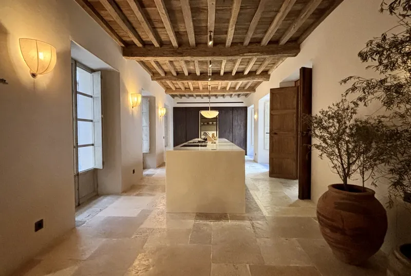 Manor house in the historic center of Palma – Rent — photo 3