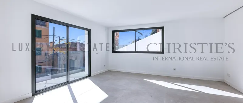 Small house in Génova with communal pool in modern residential complex — photo 3
