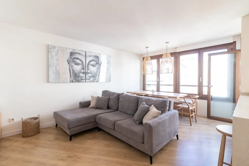 Refurbished Two Bedroom Apartment with Balcony in Santa Catalina - Temporary Contract, Available from 1 September — photo 1