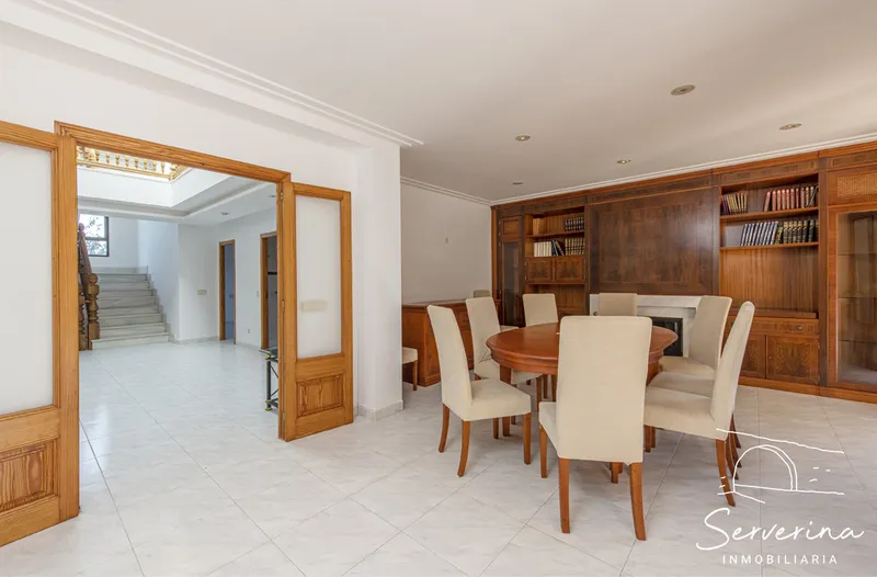 Impressive luxury villa in Cala Bona: tranquility, comfort and exclusivity — photo 4