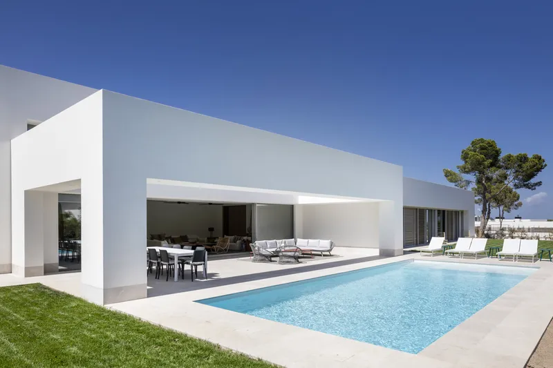 Modern and spacious new build villa in Sol de Mallorca — photo 4