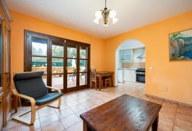 Townhouse with terrace, garage and 3 bedrooms in Es Llombards (Santanyí) — photo 8