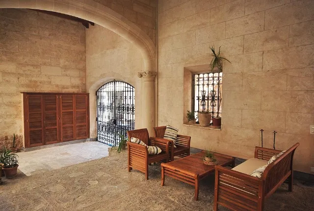 Stylish duplex apartment in Moorish townhouse in Fornalutx — photo 8