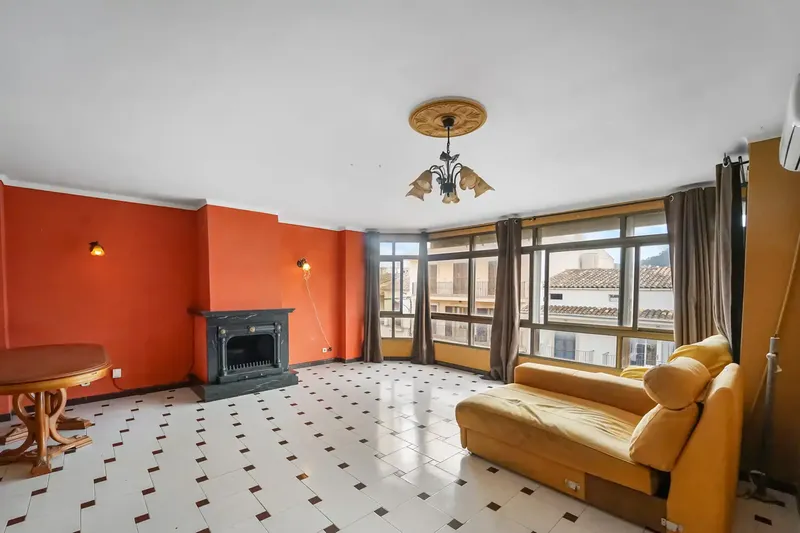 Spacious flat with garage and rooftop terrace in Felanitx — photo 1