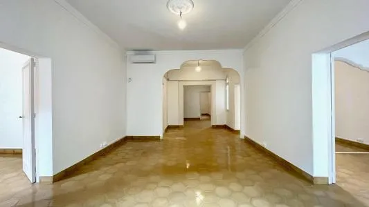 Flat in Palma de Mallorca (La Calatrava) with 206.17 m², 4 bedrooms, 1 bathroom, 300 m from the sea — photo 3
