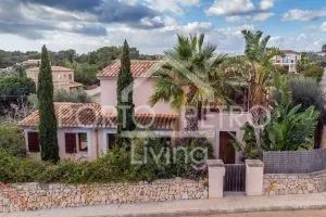 Ref. PRO196 – Bright chalet with gallery and separate pool house with sauna near Cala Figuera — photo 2