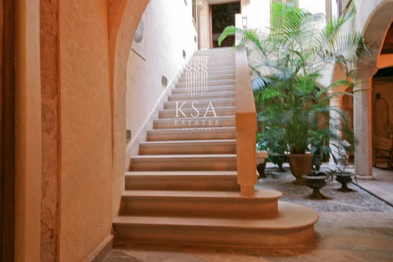 House — photo 3