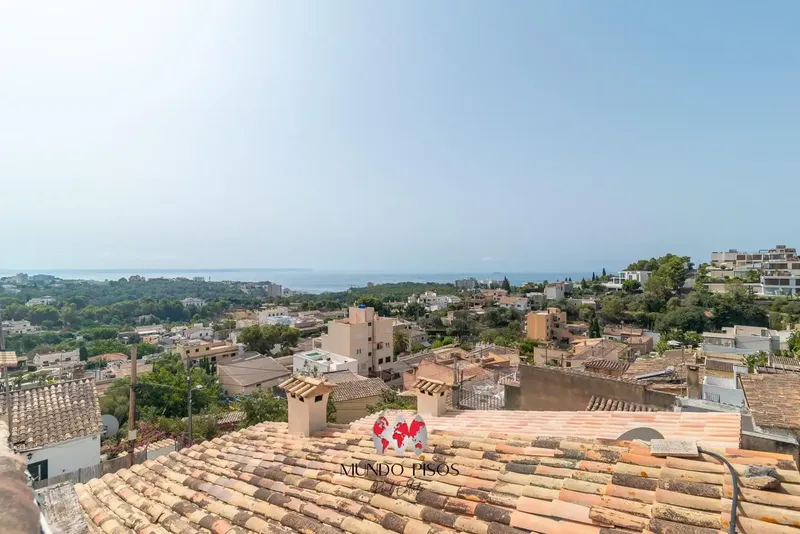 Charming townhouse to renovate with outdoor spaces and sea views in Génova, Palma de Mallorca, Balearic Islands — photo 2