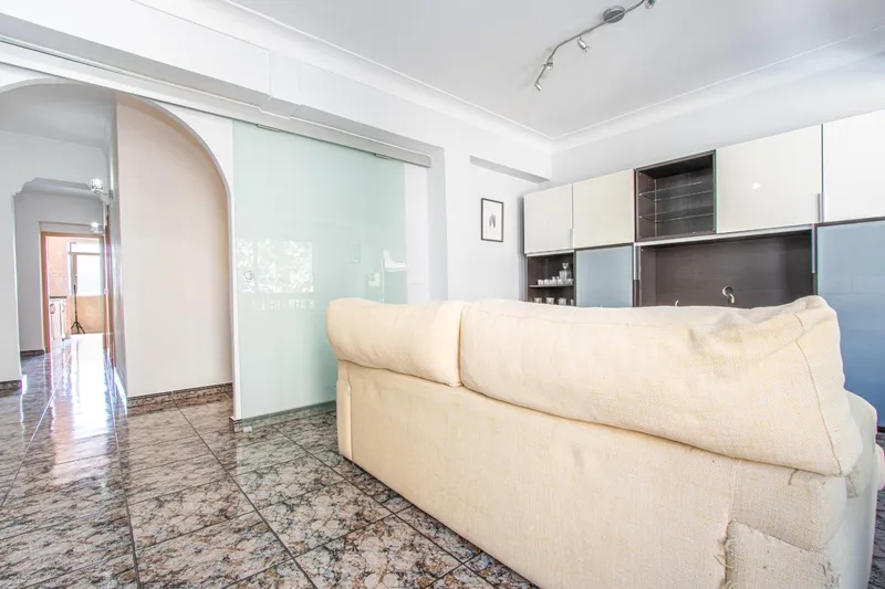 Opportunity in Pere Garau! Bright and Ready to Become Your First Home — photo 9