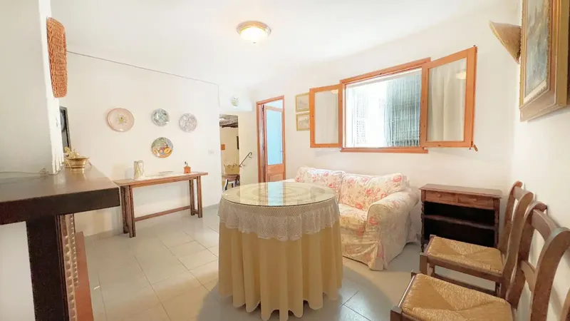 Central house for renovation in Pollensa — photo 8