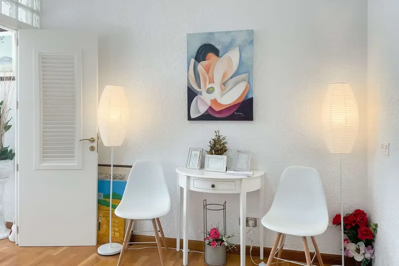 Charming apartment in Cala Ratjada located in a historic two-story complex, one of the first commercial buildings of the town — photo 3
