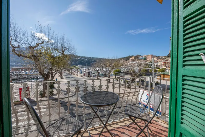 Apartment in first line in Port de Sóller for seasonal rental — photo 1