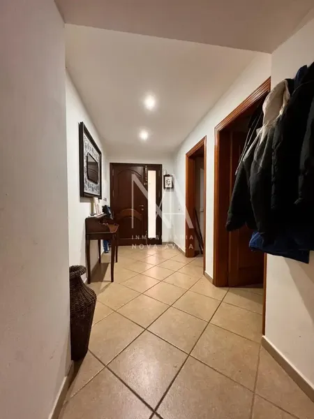 For sale this magnificent three-storey single-family home located in Villafranca de Bonany, a spacious and very bright property — photo 1