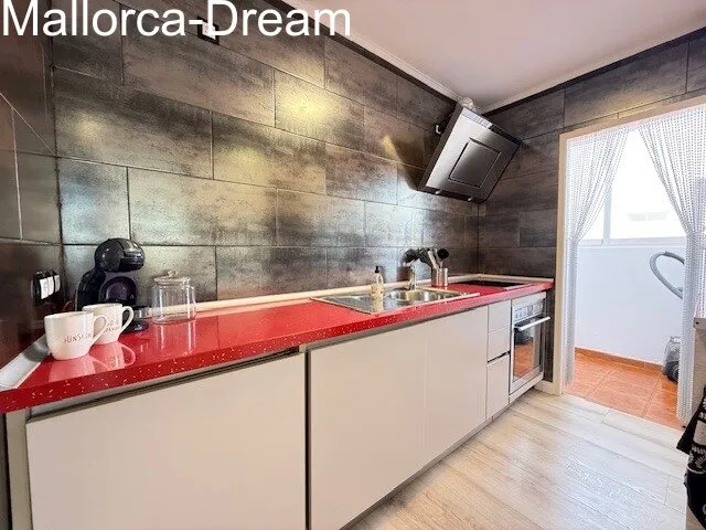 Cala Millor: Renovated Apartment with Terrace – Only 300 Metres from the Beach in Cala Millor — photo 12