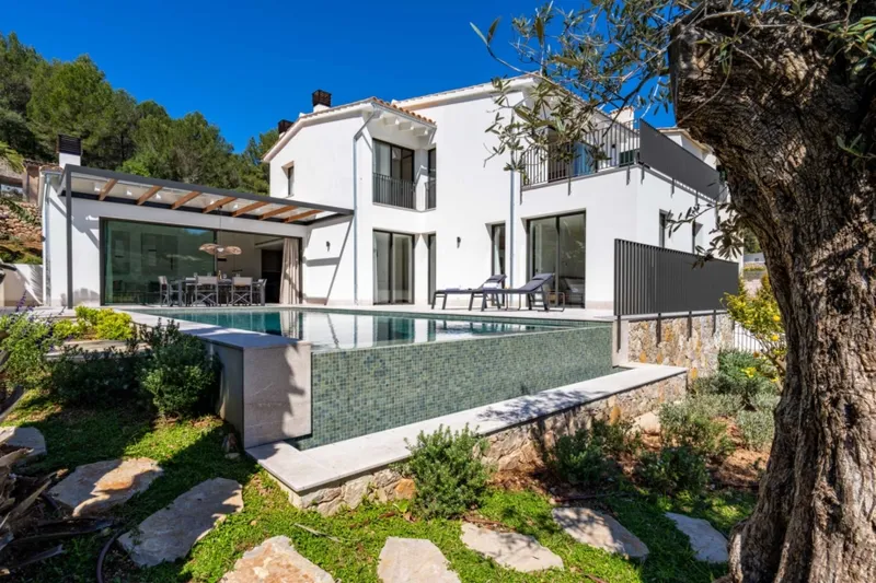 Exclusive new-build villa in the heart of Esporles - Overall view (12446) — photo 1