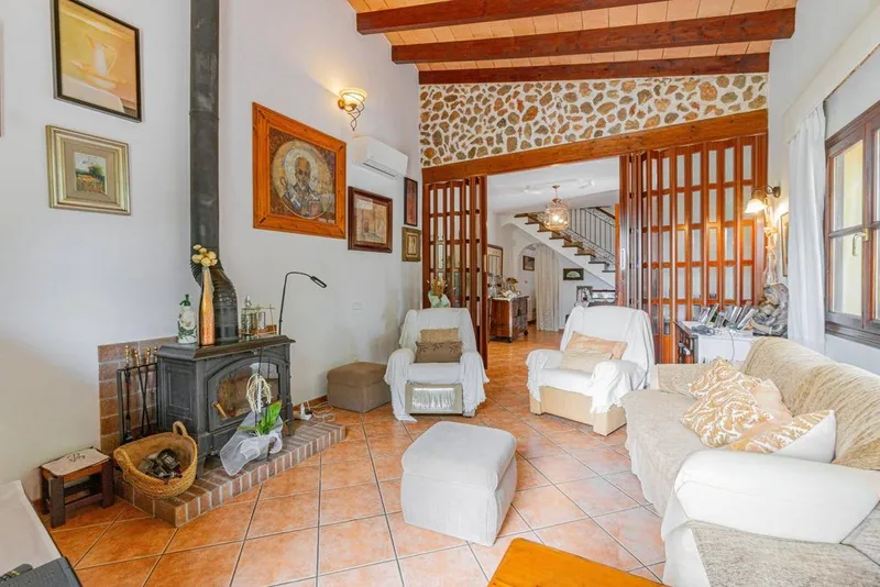 Rural or Farmhouse in Búger, Province of Balearic Islands — photo 10
