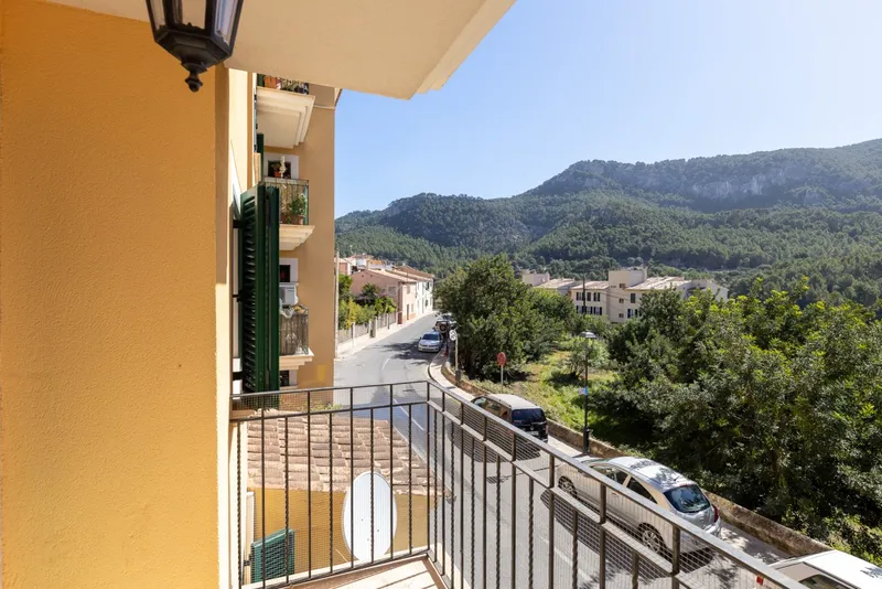 3-bedroom apartment with terrace. Parking, storage room and elevator!!! — photo 2