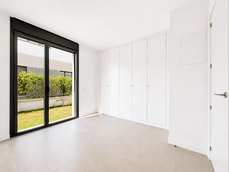 New modern villa in a prestigious area in Puig de Ros Mas — photo 10
