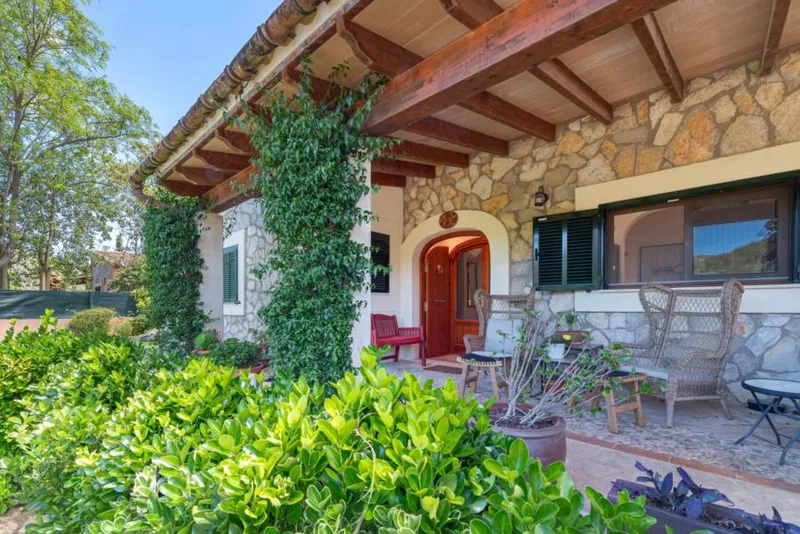 Detached villa with private pool, walking distance to international school, 10-minute drive from Pollensa — photo 11