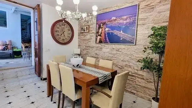 Discover this magnificent two-storey townhouse in the heart of Inca, just steps from the Teatro Principal and La Salle school — photo 5