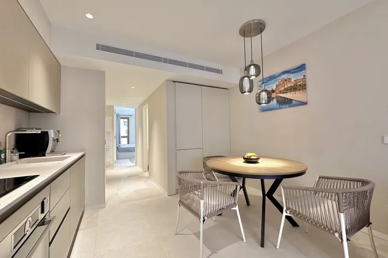 Modern Apartment with balcony and rooftop terrace in Palma — photo 1
