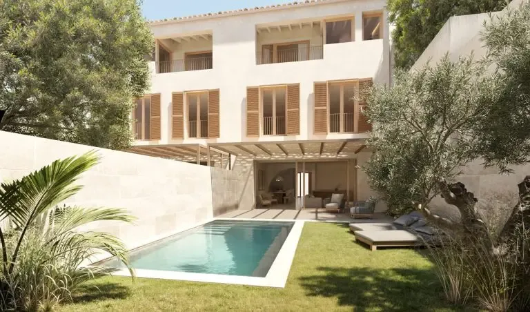Luxurious townhouse with design flair – Mediterranean living in the heart of Santanyí — photo 1