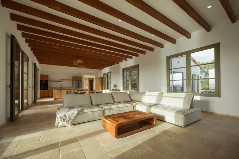 Porreres quiet location country property for sale with various terraces and wooden beams — photo 6