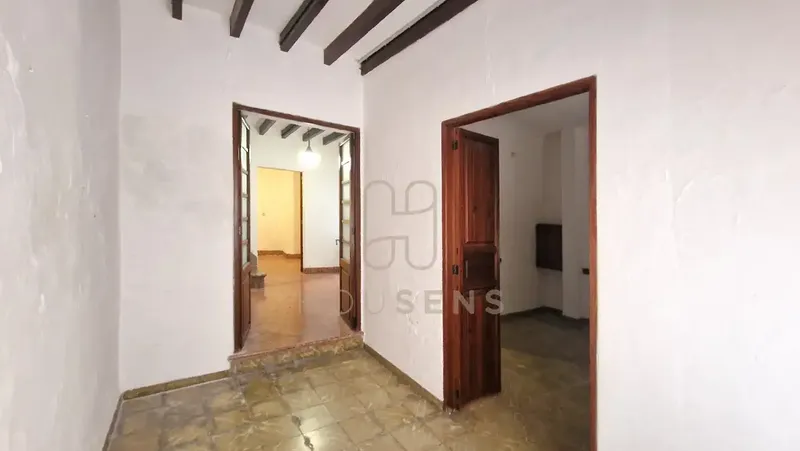 Townhouse in the Center of Pollensa for Full Renovation — photo 4