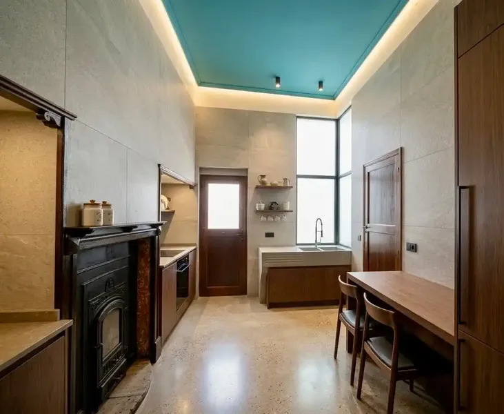 This magnificent property to renovate has two separate properties in the registry — photo 2