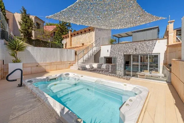 Modern house with holiday rental license in a quiet location near the sea — photo 1