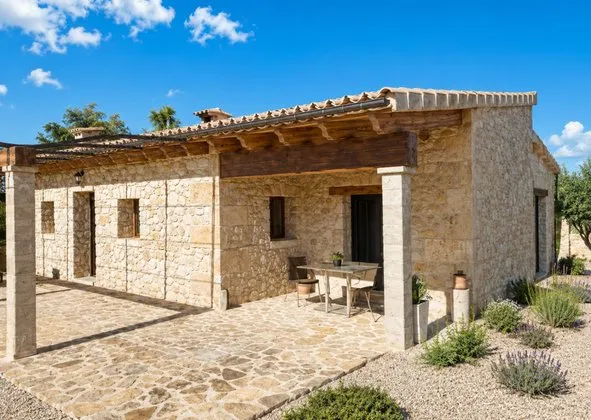 Detached house in Calle Major Nn, Lloret de Vista Alegre — photo 1
