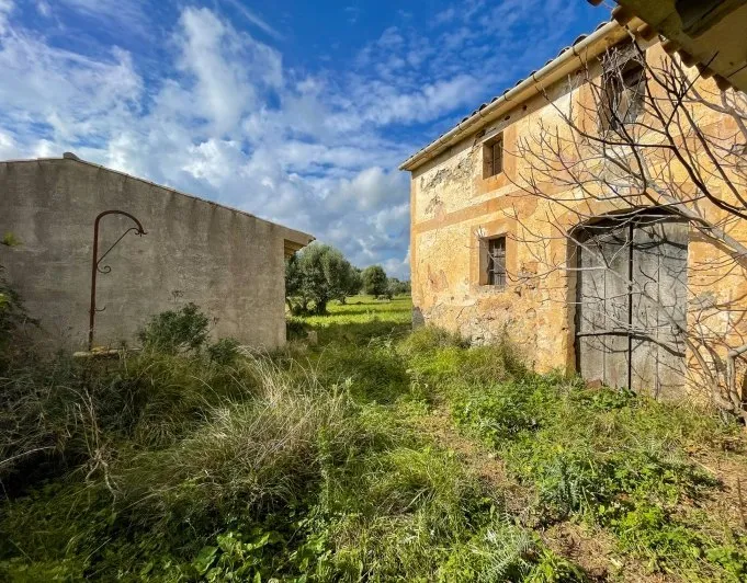 Beautiful rustic estate with impressive views in ... — photo 7