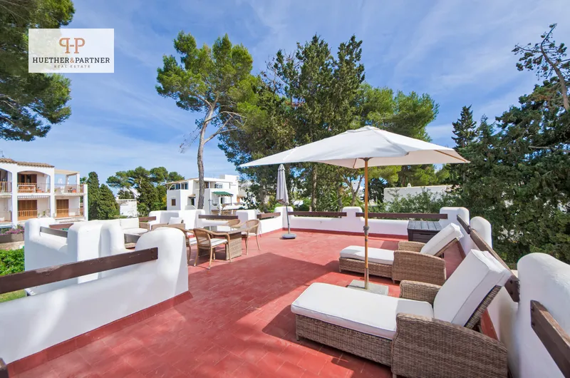 329 m² apartment complex with 6 apartments and pool for sale — photo 2