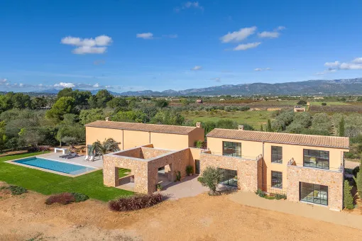 Santa Maria del Camí, Mediterranean dream home with pool and garage near Santa Maria — photo 1
