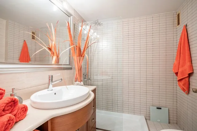Bright penthouse with large terrace for sale in Santa Catalina, Palma de Mallorca — photo 7