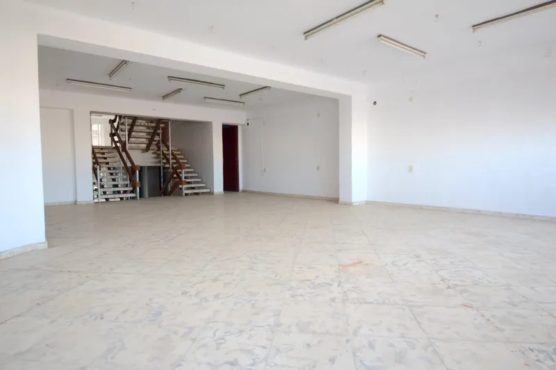 Commercial building in the heart of Manacor (Galerias Caldentey) — photo 6