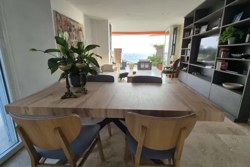Cala Blava, charming apartment on the first line of the sea with direct access to the beach — photo 9