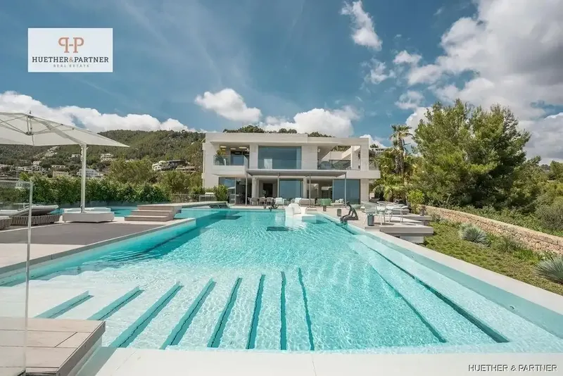 Welcome to one of the most exclusive residences in Mallorca - an architectural masterpiece in Son Vida, the coveted residential neighborhood — photo 2