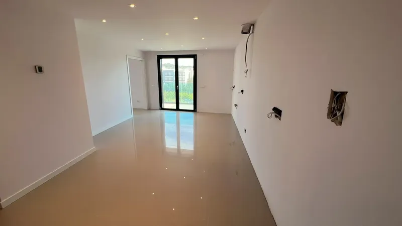 Luxury penthouse in the heart of Puerto de Alcudia, just 150m from the beach and a step away from all services such as pharmacies, restaurants — photo 10