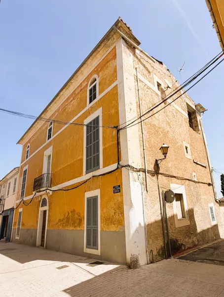 Majestic 17th-century manor house with garden in the center of Son Servera — photo 2