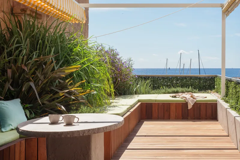 Newly renovated apartment with sea views in exclusive Puerto Portals — photo 2