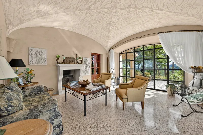 Extraordinary property with three buildings and panoramic sea views in Son Macià — photo 9