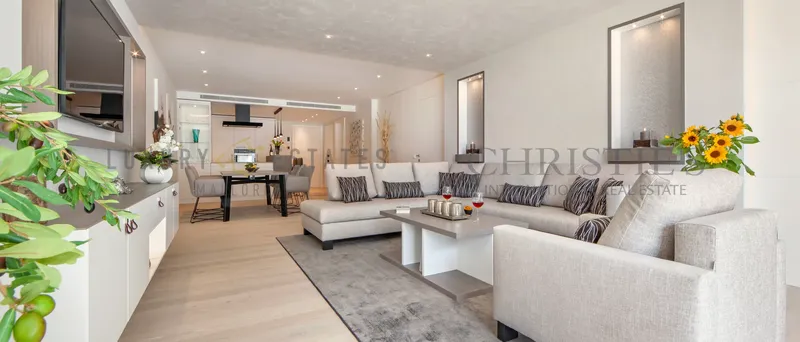 Modern apartment in the center of Puerto de Andratx with harbor views and a communal pool — photo 2