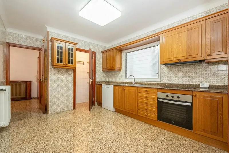 ¿Buscas espacio, una ubicación estratégica y una terraza de ensueño en pleno centro? Te presentamos una pieza inmobiliaria de las que ya no  — photo 11