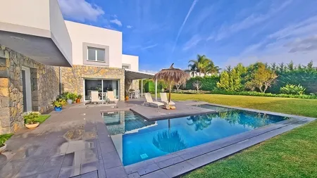 Villa as good as new for sale El Toro - Port Adriano — photo 2