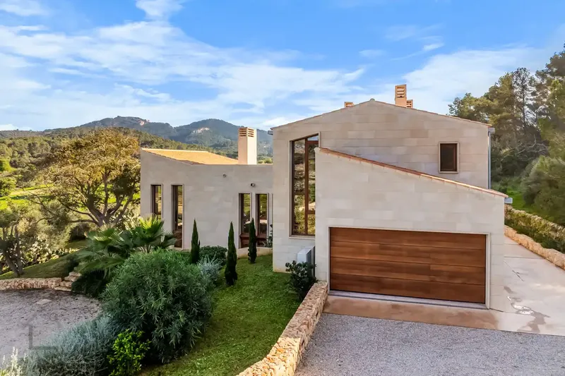 Dream finca in Es Carritxó: luxury meets minimalism and rustic elegance — photo 2