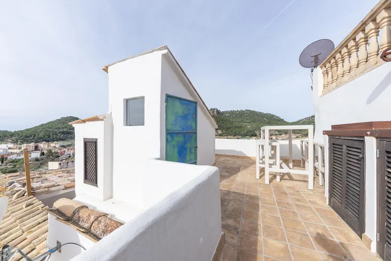 A historic spot in the upper part of Andratx: small house with sea views — photo 10